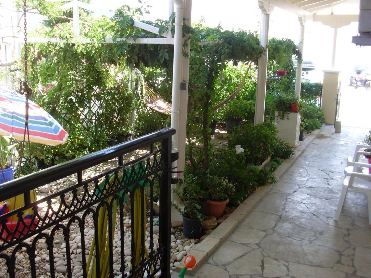Mariangela Apartments Lixouri Extérieur photo
